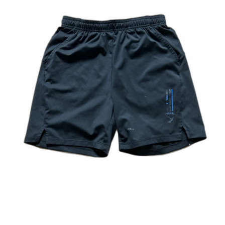 Svarta träningsshorts med tryck