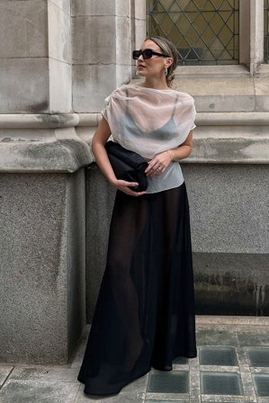 Michaela Delér x NA-KD - Gjennomsiktig asymmetrisk topp - Nyttårstopper - Beige - EU 38