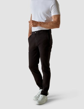 Shaping New Tomorrow - Classic Pants - Black - Slim Fit - Herre - Størrelse 31/28
