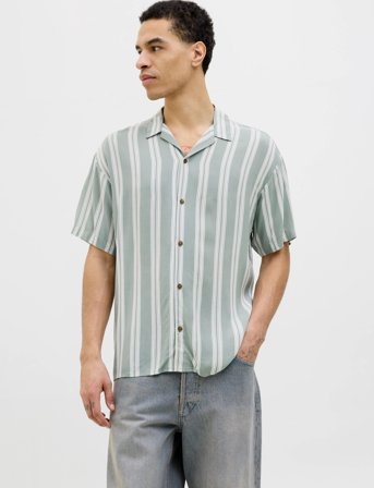 Jack & Jones Jjejeff Stripe Resort Shirt Ss Sn - Green - L