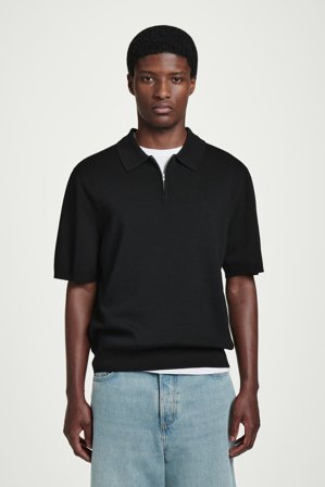 COS Men's Regular Knitted Half Zip Polo Shirt in Black