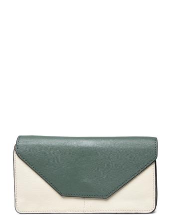 Elvira Wallet Bags Card Holders & Wallets Wallets Grønn RE:DESIGNED EST 2003*Betinget Tilbud