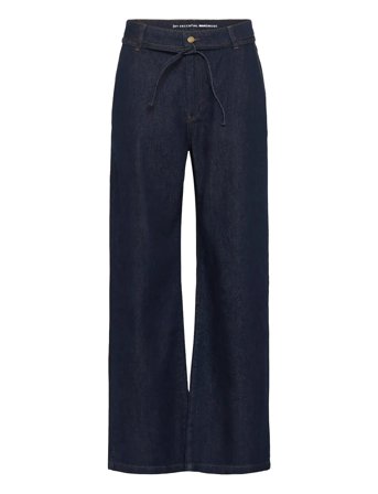 My Essential Wardrobe | Mwcleo 143 Mid Wide | 31 x 32