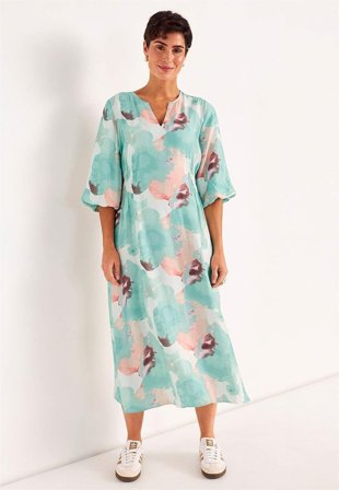 Cellbes of Sweden - Kjole med foret pufærmer i multi / mønstret til damer i størrelse 46/48