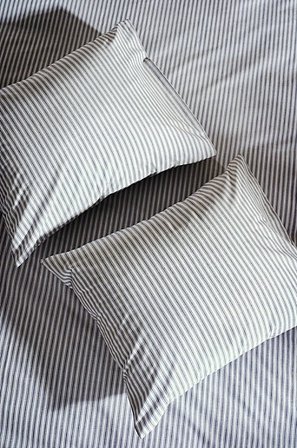 Jotex - Örngott 2-pack 60x50 Cm Ekologisk Blå/vit ESSA - Köp Örngott hos Jotex