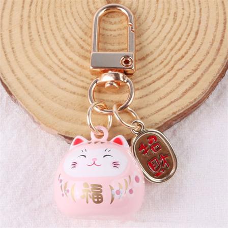 Cartoon E Lucky Cat Nyckelringar Bilväska Dekor Bell Pendent