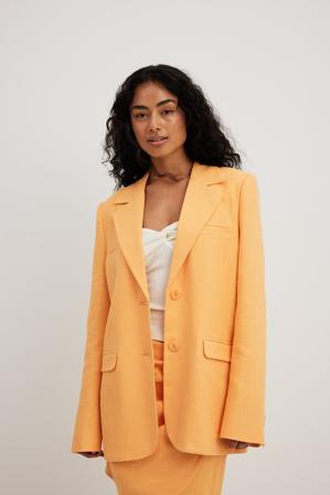 Camille Botten x NA-KD Rak blazer med fickdetalj - Sommarset - Orange - EU 32