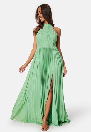 Bubbleroom Occasion - Pleated Halter Neck Gown - Kläder