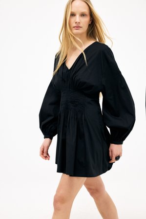 NA-KD Cotton Long Sleeve Pintuck Mini Dress - Hverdagskjoler - Sort - EU 32