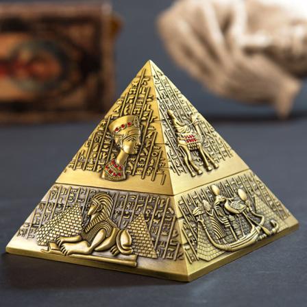 Retro metall pyramide askebeger med vindtett lokk, innendørs og utendørs (gull)