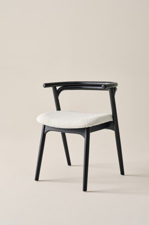 Jotex - Stol Svart/hvit bouclé - TOLLARP - Kjøp Spisestoler & kjøkkenstoler hos Jotex