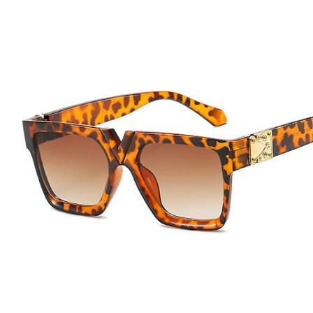 2023 Fyrkantiga solglasögon Kvinna Lyxmärke Resor Svarta rektangulära solglasögon Kvinnligt mode Retro Lunette De Soleil Femme