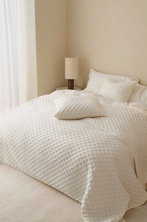 &Home - Päiväpeite Heaven Dottie - Valkoinen - Päiväpeitteet - 150X250 - - Homeroom