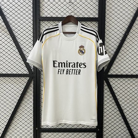 Real Madridin kauden 2025-2026 fanipaidan erikoisversio