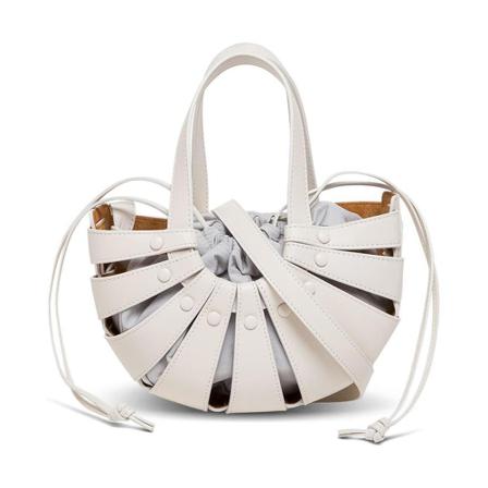 Bottega Veneta, The Shell Handbag Wit, Dames, Maat:ONE Size,nylon