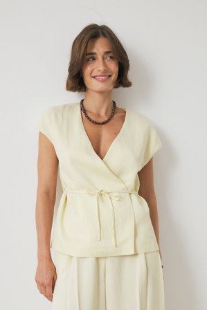 NA-KD Wickel-Oberteil mit Gürtel - Wickel Oberteile - Beige - EU 36