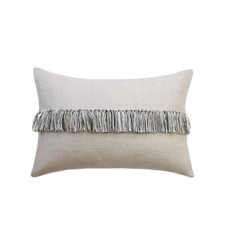 Kvastdekorationspude, 60x40 cm, hvid/gråt stof