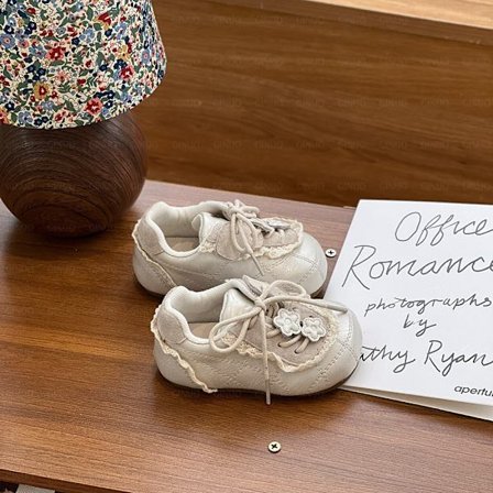 Pehmeät ja mukavat vauvan kengät 1–5-vuotiaille tytöille