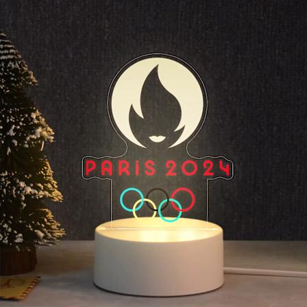 Souvenirer för Paris 2024 OS i Frankrike, små nattlampor, stämningsfulla dekorationer, maskotar för Frige runt sportevenemanget