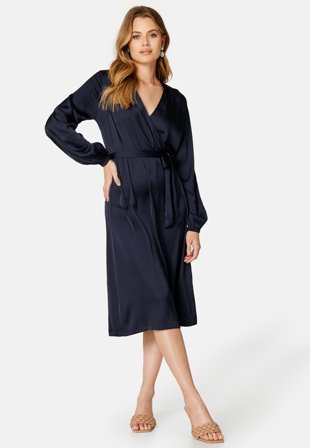 BUBBLEROOM Gisele Satin Midi Dress Dark blue Klær