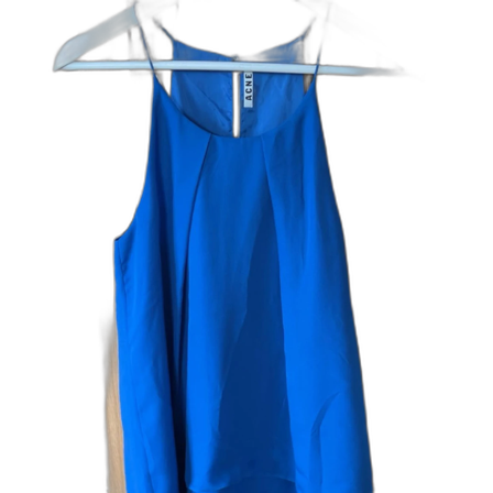 Klänning med öppen rygg