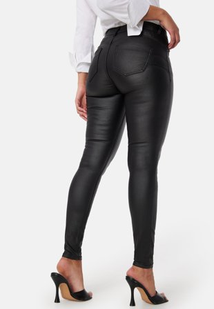 BUBBLEROOM - Mid Waist Push-Up Coated Jeans - 34