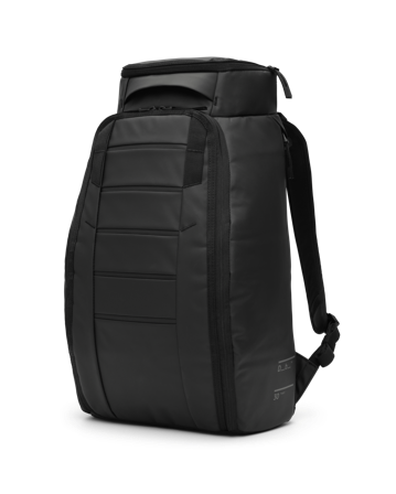 Db - Hugger Backpack 30L Black Out