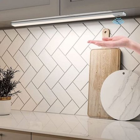 60 cm Uppladdningsbar LED-lampa för Skåp med Sensor, USB 5V DC-driven, Magnetisk Självhäftande Rem, Trådlös LED-list för Kökskåp