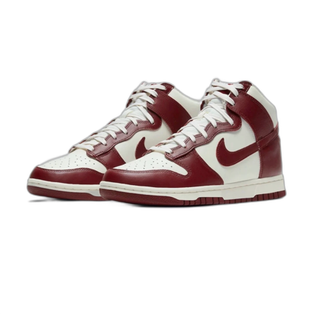 Nike dunk high ”team red”