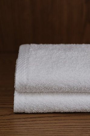 Jotex - Handtuch Mit 2er-pack 30x50 Cm Weiß - DARCY - Kaufe Handtücher bei Jotex