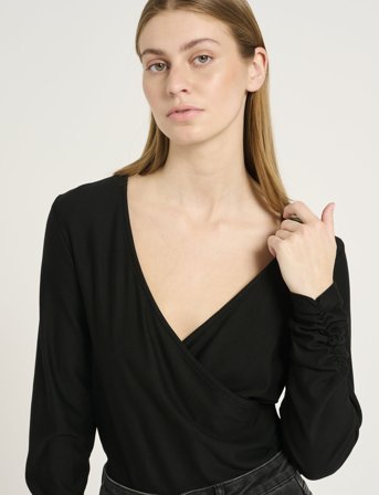 Gestuz Rifagz Wrap Top - Black - XS