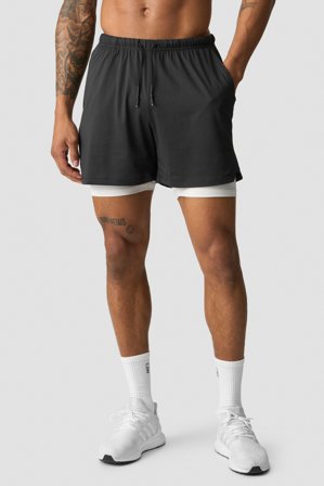 ICANIWILL - Stride 2-in-1 Shorts Men Graphite- Shorts - Heren - sportkleding van ICIW