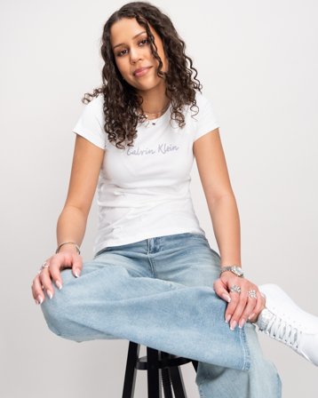Calvin Klein SCRIPT LOGO SLIM SS T-SHIRT Blanc T-shirts Fille - Kids Brand Store