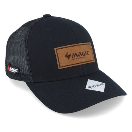 Magic: The Gathering - Svart trucker Keps - Mtg Logo Engraved Black Retro Trucker @ Hatstore
