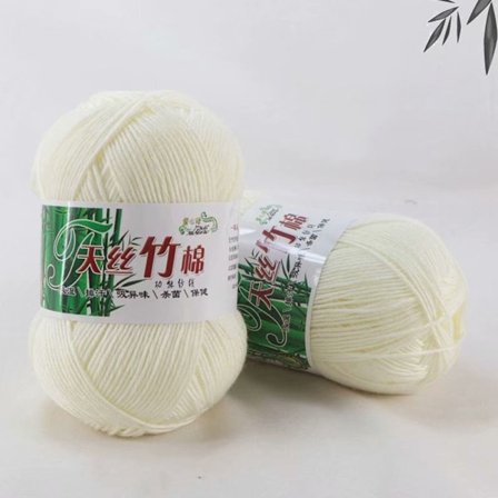 2st Stickat Ullgarn Bambu Bomullsgarn 02 02