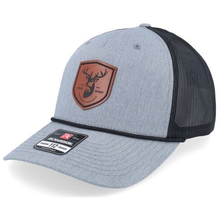 Wild Spirit - Grå trucker Keps - Brown Deer Shield Patch Heather Grey/Black Rope A-Frame Trucker @ Hatstore