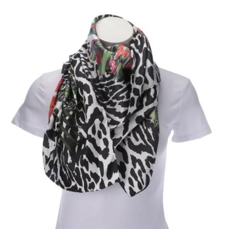 Givenchy Pre-owned, Pre-owned Silk scarves Zwart, Dames, Maat:ONE Size
