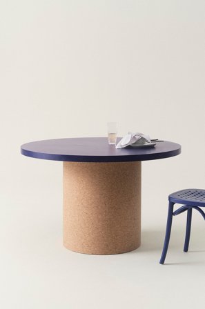 Jotex - Spisebord ø 120 Cm Kobolt/kork - TOMAR - Kjøp Spisebord hos Jotex