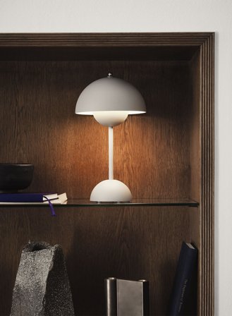 Flowerpot VP9 oppladbar bordlampe H30 - matt lys grå