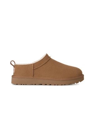 W Classic Micro Chestnut 37