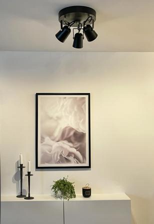 Aneta Lighting METZ takspot 3-lys plate, svart/matt messing, 3xGU10