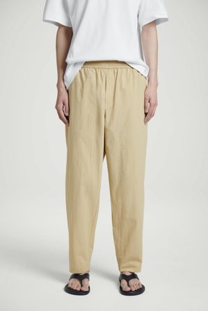 COS Men's Elasticated Cotton Regular-Fit Tapered Trousers in Beige