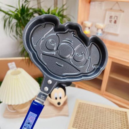Anime Stitch Barn Frukost Stekpanna Figur Köksredskap Ägg Omelett Form Non-Stick Stekpanna Leksak