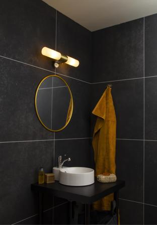 Aneta Lighting COSENZA vegglampe bad dobbel, matt messing, IP44, 2xE14, med eluttak