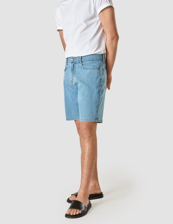 Shaping New Tomorrow - Classic Denim Shorts - Bright Blue - Herren - Größe 42/