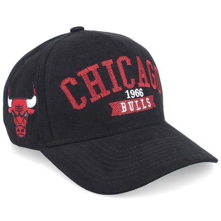 Mitchell & Ness - NBA Zwart adjustable Cap - Chicago Bulls Shady Suede Pro Black/Red Adjustable @ Hatstore