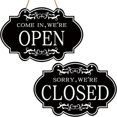 Butikkskilt hengende skilt åpent og stengt