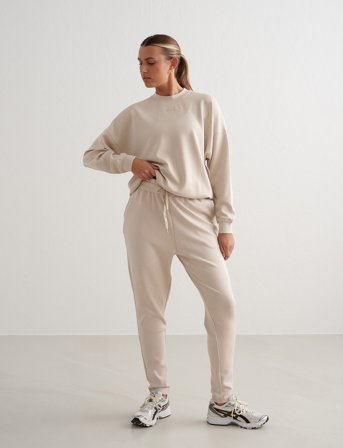 aim ́n Comfy Modal Sweatshirt - Beige - XS