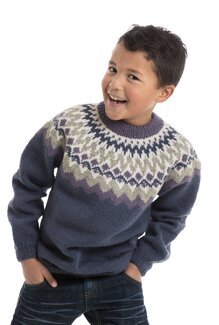 Barntröja med runt ok