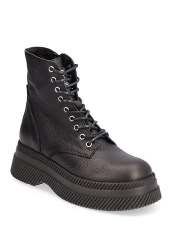 Gaja Bootie Black Steve Madden